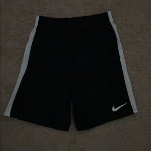 nike basketball shorts